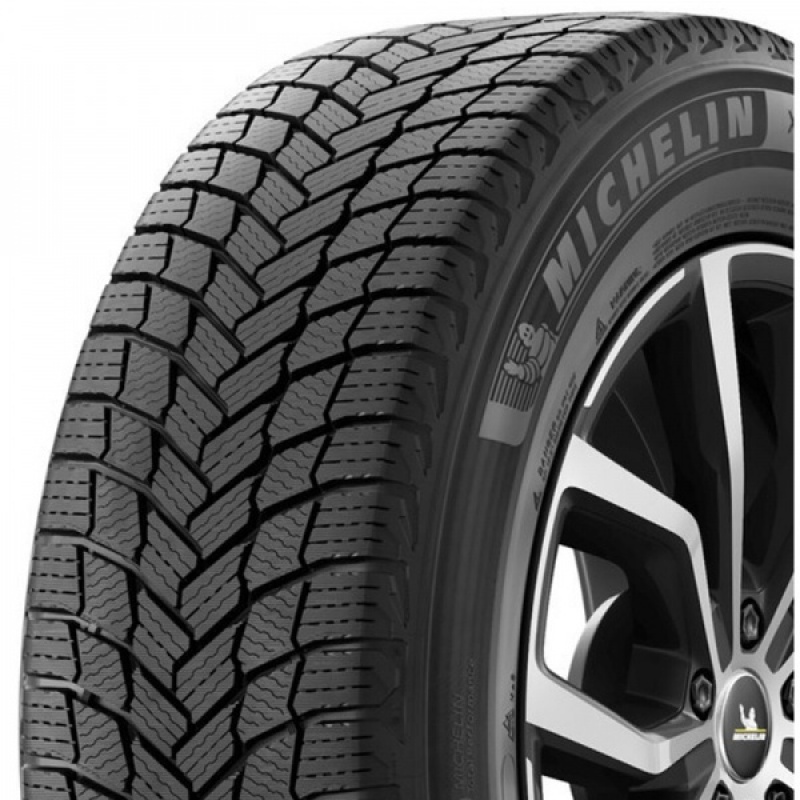 X-Ice Snow SUV